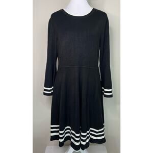 Jessica H Black and White Knit Fit and Flare Dress Size L